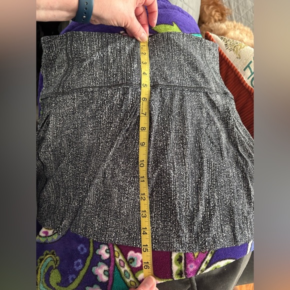 Lululemon skirt - Picture 6 of 7